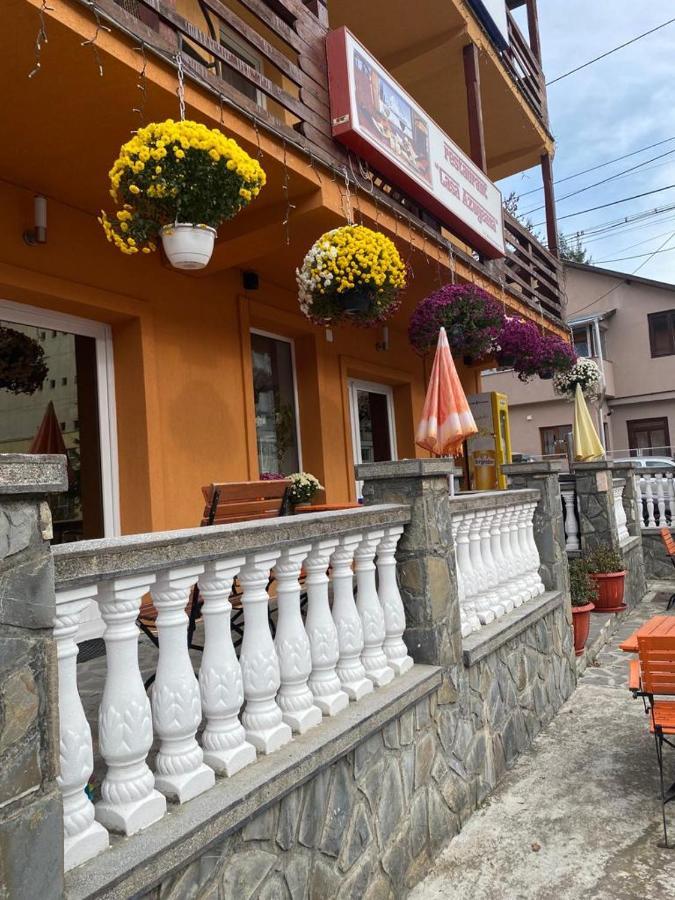Casa Azugeana Azuga Bagian luar foto