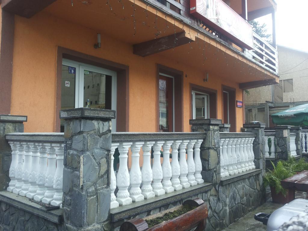 Casa Azugeana Azuga Bagian luar foto